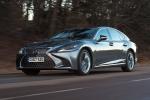 Lexus LS500h AWD 2018 года (UK)